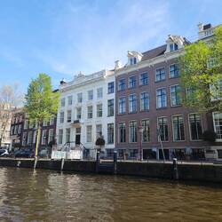 The wealthier district with much wider homes