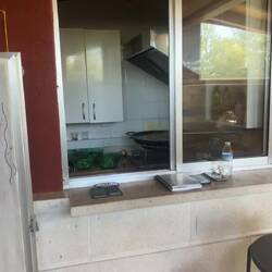 Tasty paella cookin.