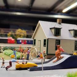 Insgesamt habe ich 3 Kängurus auf der Anlage gefunden. 😂