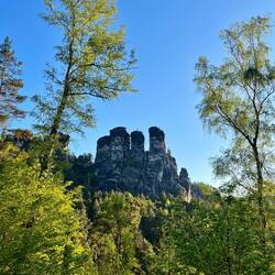 ..so bewege ich mich auf Steigen im Gelände,..