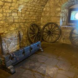 ..wurde ebenfalls als Gerichtsstand, Gefängnis und als Konzentrationslager..