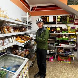 Ein typischer kleiner Dorf Supermercado