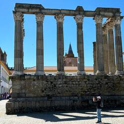 Obligatory Roman Ruins