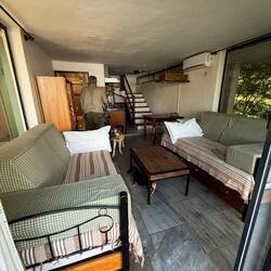 ...das Boah-Eehh-Luxus-Etablissement für die Landy Boys...