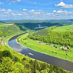 Von hier oben lässt sich nicht nur das Elbtal überblicken,..