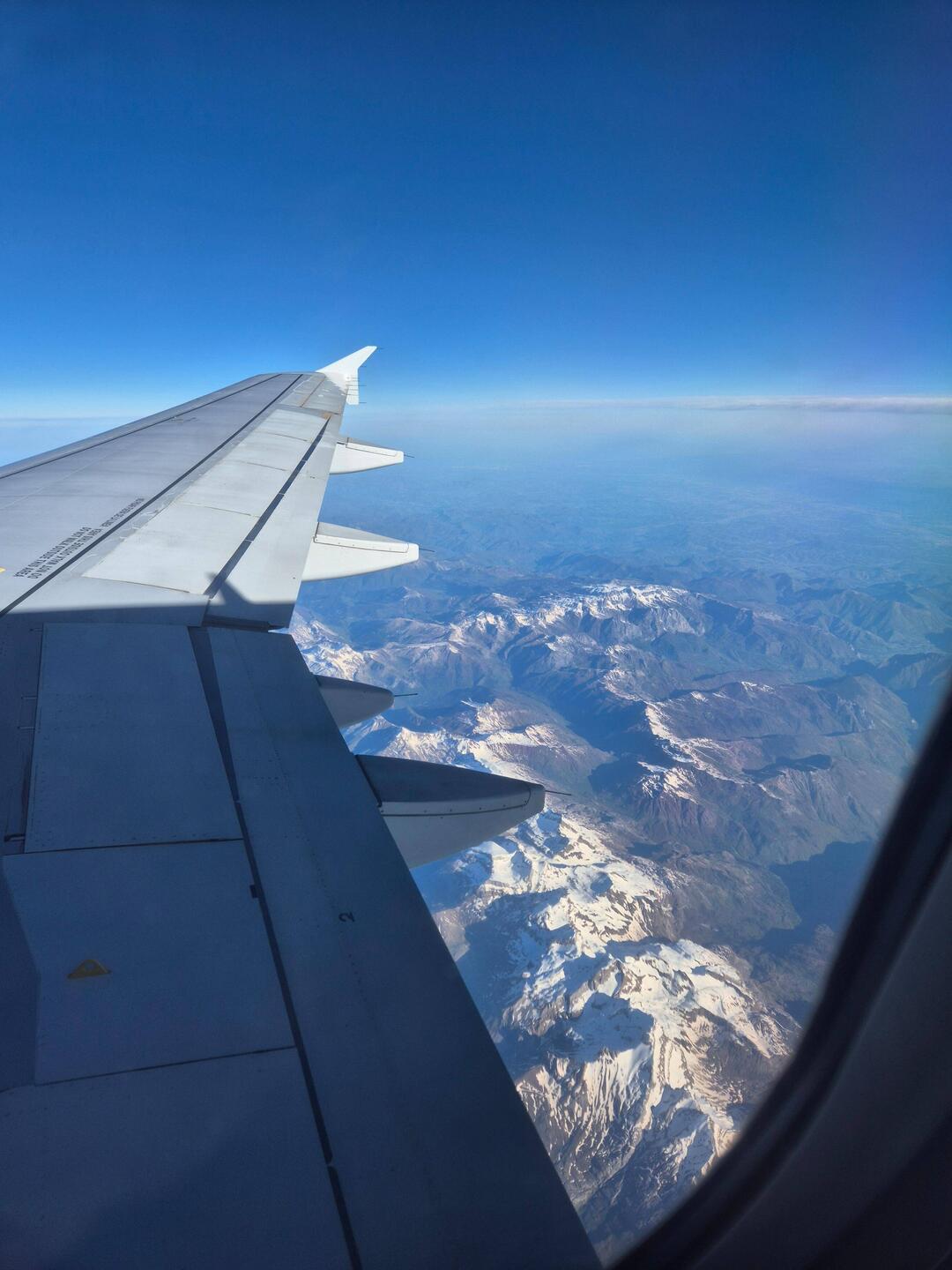 Flug über die Pyrenäen