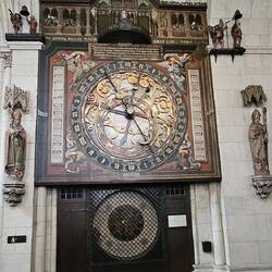 Astronomische Uhr im Dom St. Paulus