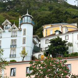 Sintra is STEEP! Moorish Castle at Top