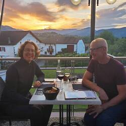 Frisch geduscht und weg vom Trubel. Die Welt ist wieder in Ordnung