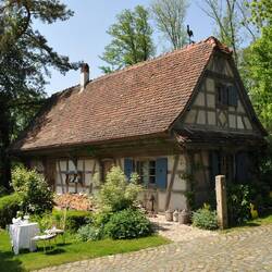 "Unser" Haus für die nächsten Tage. Im Erdgeschoss Sonja, Stefan & Skye und im 1 Stock Ursula & Beat