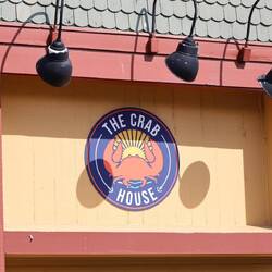 Hauptsächlich ist es eine Fressmeile - wohl vom Wal inspiriert.