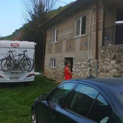 Kommt nicht infrage. Übernachtet doch in unserem Garten