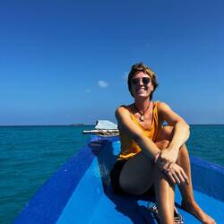 Ausblick und Sonne genießen aufm Tauchboot