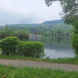 Blick auf die Halbinsel mit Tipis