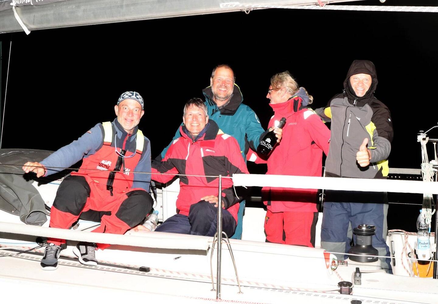 offizielles Zielfoto - leider ohne Skipper Hans