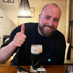 "split the g" - Dennis hats vorgemacht und n Freibier gewonnen