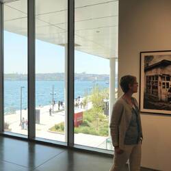 Im Istanbul Modern Art Museum, immer von Wasser umgeben!