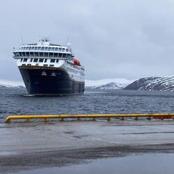Havila vessel, Capella, arrives at Kirkenes