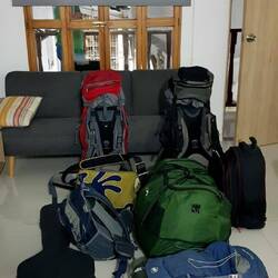 Absurd rules, the camper must be transported almost empty. The luggage is packed! Crazzy stuff!