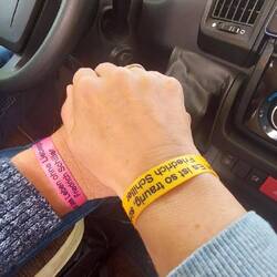 Freue dich mit mir. Es ist so traurig sich allein zu freuen. - Was ist das Leben ohne Liebesglanz?