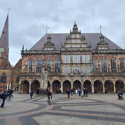 Altes Rathaus in Bremen mit den . . .