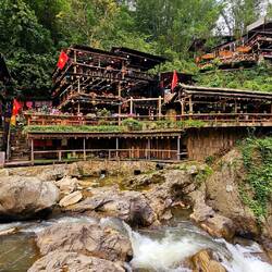 Restaurants auf mehreren Etagen.