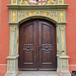 Tür am Rathaus
