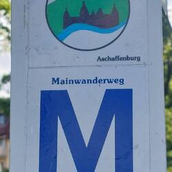 Oben 70 km Rundweg, unten 490 km von der Quelle bis zur Mündung!👍