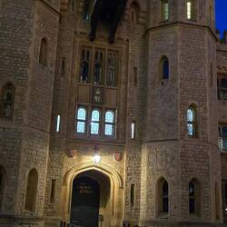 The Crown Jewels are in this building.