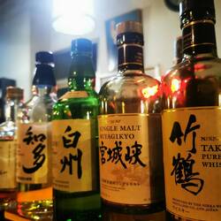 Der Abend startete wieder in der Kenny Asia Bar
