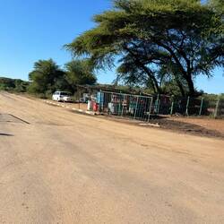 Erstes "Geschäft" direkt an der Grenze