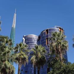 und der Bell Tower, ...