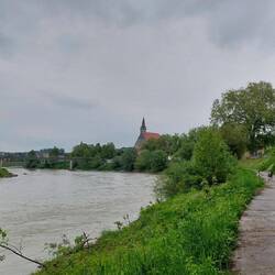Der Zielort Laufen rückt näher.