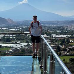 In voller Schönheit ... im Hintergrund der Popocatépetl