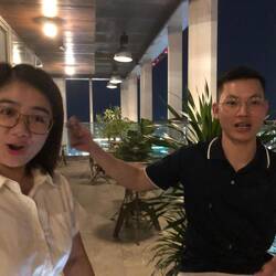 au sky bar avec Ngoc et Hiep son fiancé, amis de Françoise