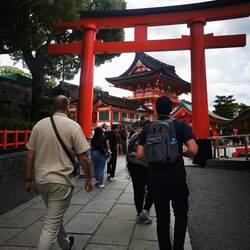 wir zeitig wieder gefahren sind. Hin haben wir über ne Stunde mit der Bahn gebraucht,