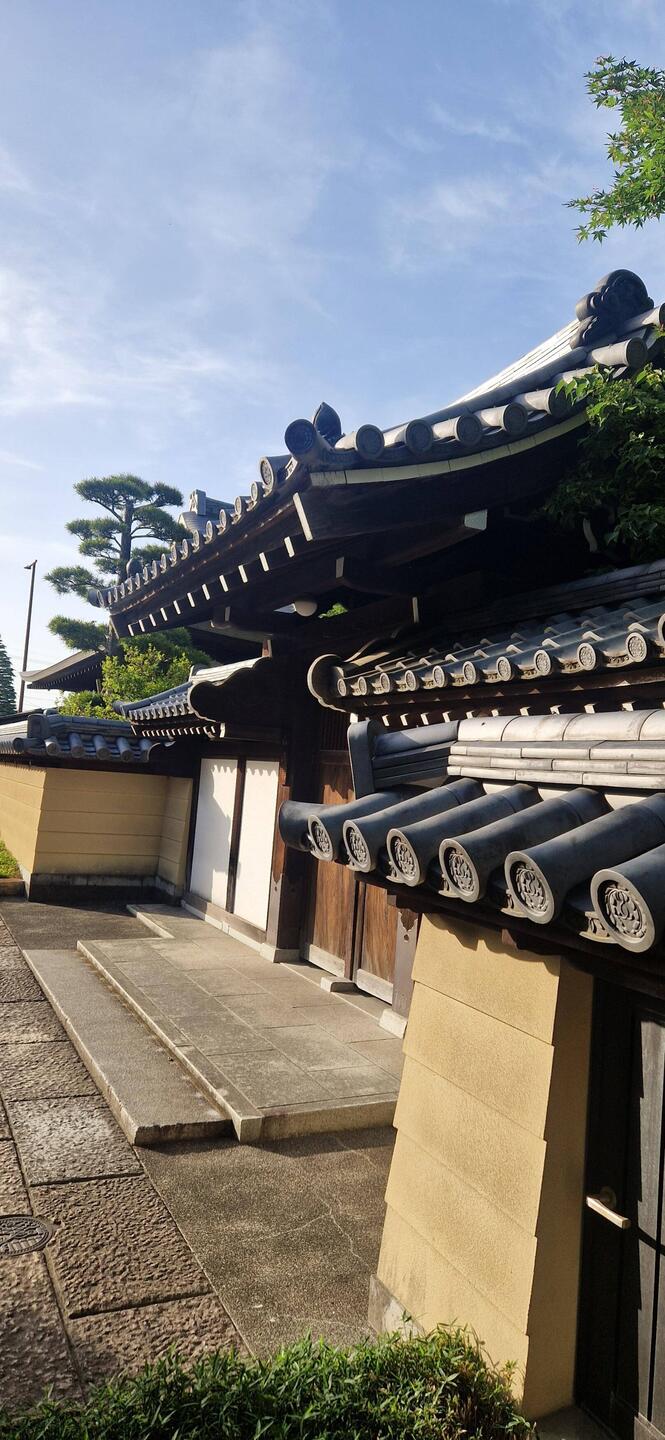 Hakata Sennen-no-Mon Gate
