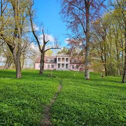 Verlassenes Herrenhaus