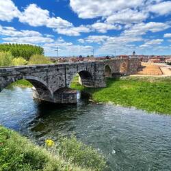 Puente de Órbigo. Interesting story about a jousting tournament held here centuries ago.
