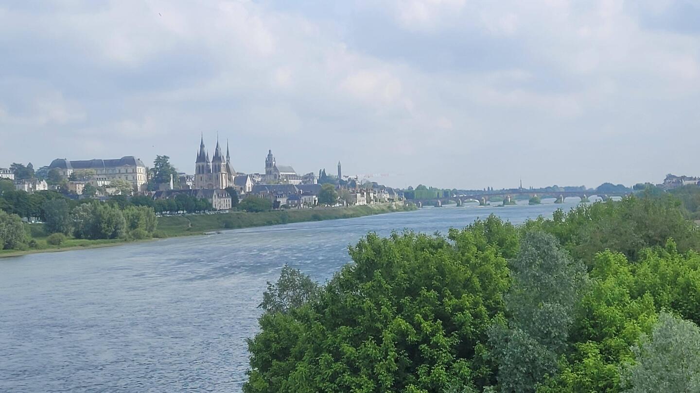 ...Blois