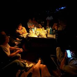 ...Abschluß"besprechung" nach einem schönen Tag.