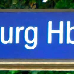 Ankunft Hamburg Hauptbahnhof. Der Kreis unserer Reise hat sich damit geschlossen.