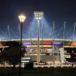 Endstand 77:62 für Carlton.