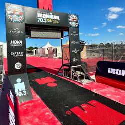 ... der Einlauf ins Ziel: Becoming Ironman!