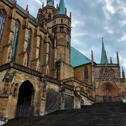 Erfurt ist auch Stadt der Glocke. Die größte freischwingende Glocke der Welt findet sich im Dom