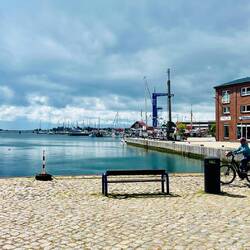 Hafen Burgtiefe