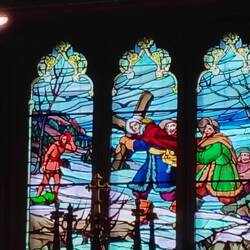 Historisches Kreuz mit vielfacher Unterstützung nach Montreal geschafft