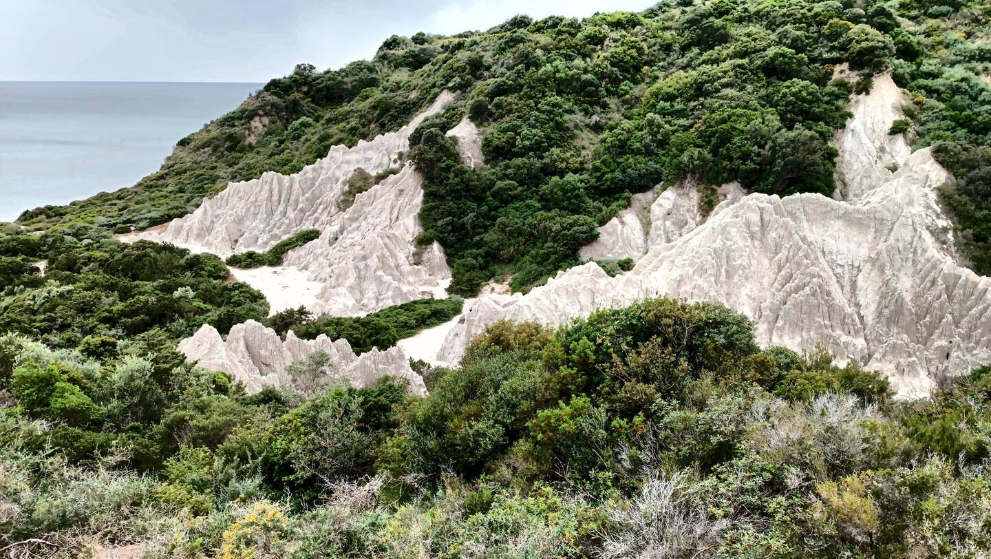White Sandstone Mountains