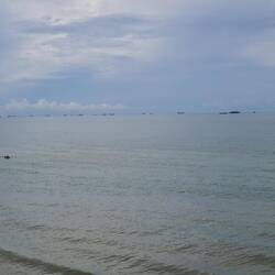 Ships on the horizon