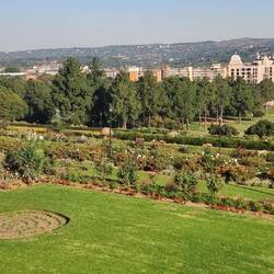 Das dann der wohl offizielle Blick vom Parlamentsgebäude über die Hauptstadt